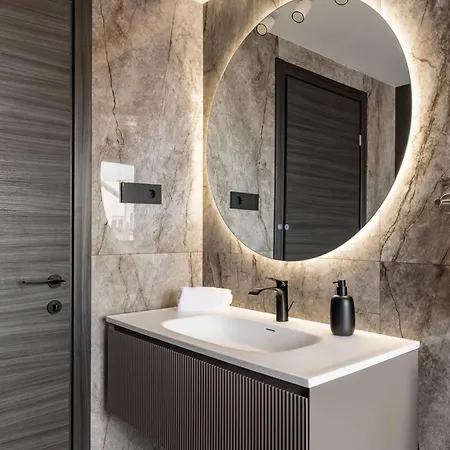 Palace Al Nera Luxurius At Sea With 2 Swimming Pools Saunas Villa Trogir