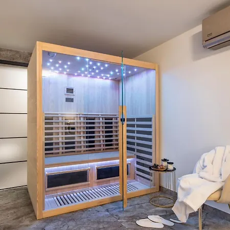 Villa Palace Al Nera Luxurius At Sea With 2 Swimming Pools Saunas